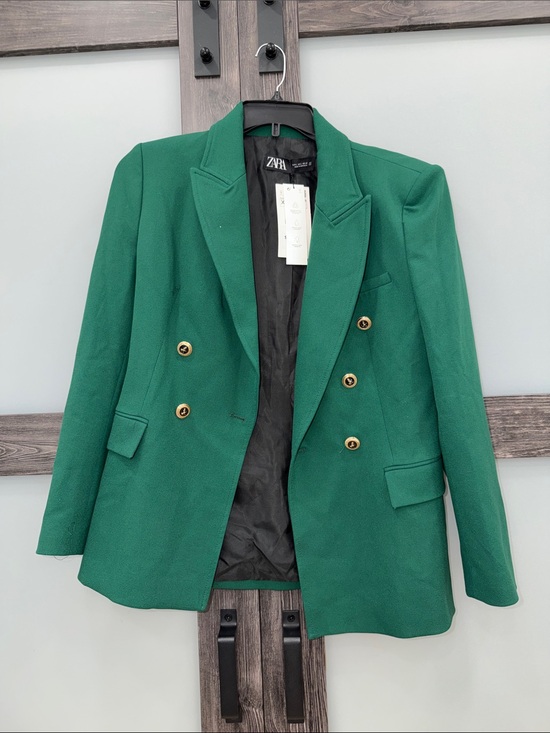 Zara Jackets & Blazers - NWT!! Zara Women's Emerald Green Double-Breasted Blazer